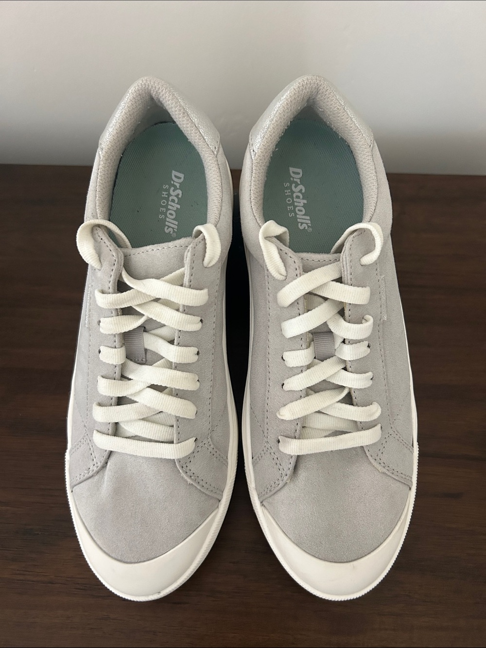 Dr. Scholl's Women's Time Off Sneakers in vapor grey microsuede Size 8M - Picture 3 of 7